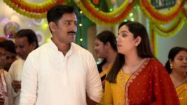 Horogouri Pice Hotel S01 E341 Rangini Steals Oishani's Necklace