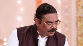 Jaana Na Dil Se Door S10E75 Kailash Holds A Gun At Vividha? Full Episode Jaana Na Dil Se Door S10E75 Kailash Holds A Gun At Vividha? Full Episode