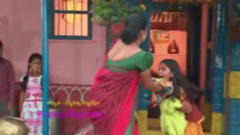 Koilamma S01E36 Durga Threatens Chinni Full Episode