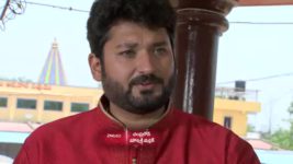 Koilamma S04E76 Indraja Confides In Kathyayini Full Episode