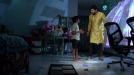 Koilamma S06E33 Manoj Shows his Anger Full Episode