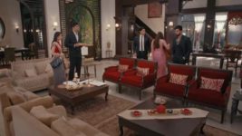 Mehndi Hai Rachne Waali (star plus) S01E202 Raghav Confronts Esha Full Episode