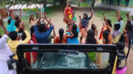 Naam Iruvar Namaku Iruvar S01E410 Devi Threatens Aravind Full Episode