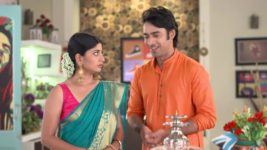 Pratidaan S04E327 Shimul to Check on Madhu Full Episode