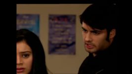 Pyaar Kii Ye Ek Kahaani S03 E17 Abhay questions Piya