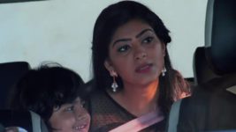 Suhani Si Ek Ladki S24E13 Yuvraaj Saves Krishna Full Episode