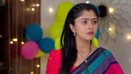 Vantalakka S01 E447 Varalakshmi's Firm Call
