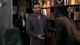 Yeh Hai Mohabbatein S25E28 Adi, Ruhi Try to Save Ishita Full Episode