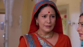 Yeh Rishta Kya Kehlata Hai S14E54 Nandini's news shatters Bhabhima Full Episode