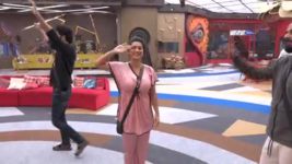Bigg Boss Kannada S10 E68 BB Kannada School Gets Political!