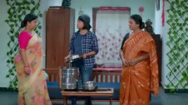Brahma Mudi S01 E270 Kanakam Is Unhappy