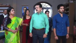 Radhaku Neevera Praanam S01 E203 15th December 2023