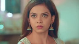 Adhe Kangal S01E195 Mohini Tries to Help Piya Full Episode