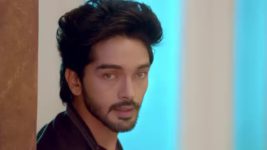 Adhe Kangal S01E202 Tara Apologises to Mayank's Mother Full Episode