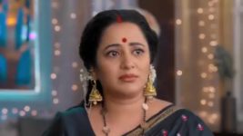 Adhe Kangal S01E402 Naman Expresses His Love Full Episode