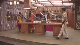 Bigg Boss (Colors tv) S08 E127 Upen & Karishma enjoy a Candle Light dinner