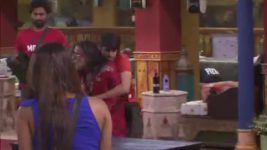 Bigg Boss (Colors tv) S10 E83 Weekend Ka Vaar: Om Swami Evicted!
