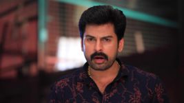 Kanne Kalaimaane S01 E356 Selva's Heinous Move