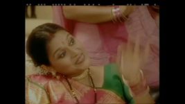 Khichdi S01E33 A stranger saves Chakki Full Episode