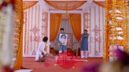 Khichdi S03E11 Parekhs Go Ghost Hunting Full Episode