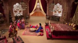 Mahabharat Star Plus S02 E11 Vidura welcomes Pandu and Kunti