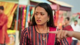 Muskaan S01E484 Nisha's Unusual Move Full Episode
