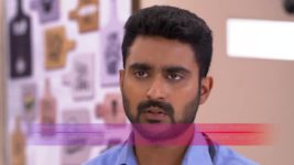Ram Krishnaa S01 E239 Aparna at Ram's office!
