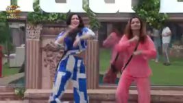 Bigg Boss (Colors tv) S17 E104 Rohit Ke Sawalon Ka Vaar!