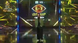 Bigg Boss Kannada S10 E98 Karthik Stumbles To Answer!