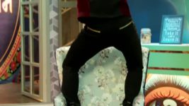 Bigg Buzz S02 E13 Samarth-Dadi vibe hard! Bigg Buzz S02 E13 Samarth-Dadi vibe hard!