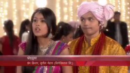 Ek Hazaaron Mein Meri Behna Hai S02E14 Vadheras welcome the newlyweds Full Episode
