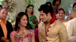 Ek Hazaaron Mein Meri Behna Hai S05E13 Jeevika faints while dancing Full Episode