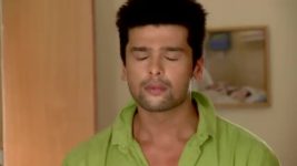 Ek Hazaaron Mein Meri Behna Hai S05E24 Surgery is postponed Full Episode