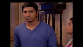 Kanamachi S05 E13 Abhimanyu dissuades Katha