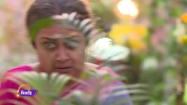 Pherari Mon S01 E436 Parama sees Malini's ghost