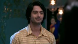 Tere Sheher Mein S06E06 Uma wants her dress back Full Episode