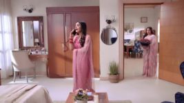 Aangan Apno Ka S01 E64 Kaam Par Hui Tension