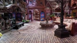 Bigg Boss (Colors tv) S17 E107 MMT brings a day of 15 commoners inside BiggBoss House