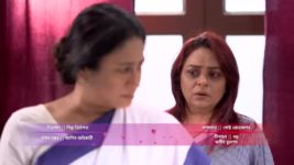 Pherari Mon S01 E453 Sagarika returns home