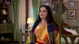 Tumi Ashe Pashe Thakle S01 E96 Purva Challenges Parvati