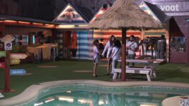 Bigg Boss (Colors tv) S12E03 19th September 2018 Full Episode