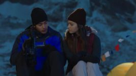 Everest (Star Plus) S02 E15 Aakash spies on Yeti Everest (Star Plus) S02 E15 Aakash spies on Yeti