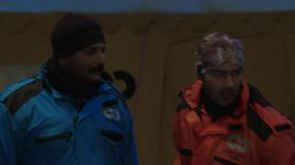 Everest (Star Plus) S03 E10 Rena expresses her feelings Everest (Star Plus) S03 E10 Rena expresses her feelings