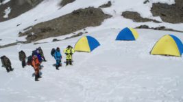 Everest (Star Plus) S03 E19 Vidhan confronts Jagat Everest (Star Plus) S03 E19 Vidhan confronts Jagat