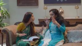 Lagnachi Bedi S01E103 Rakhee's Past Unfolds Full Episode