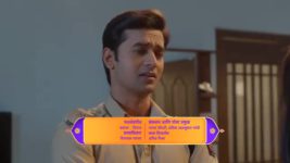 Lagnachi Bedi S01E106 Raghav Looks after Sindhu Full Episode