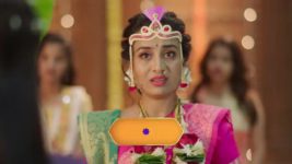 Lagnachi Bedi S01E207 Raghav Makes a Promise Full Episode