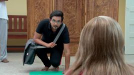 Mem Bou S01E12 Carol Meets Koustav Full Episode