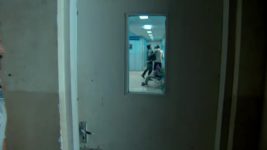 Mem Bou S02E01 Raghav Shoots Carol! Full Episode