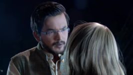 Mem Bou S02E04 Koustav Ignores Carol Full Episode